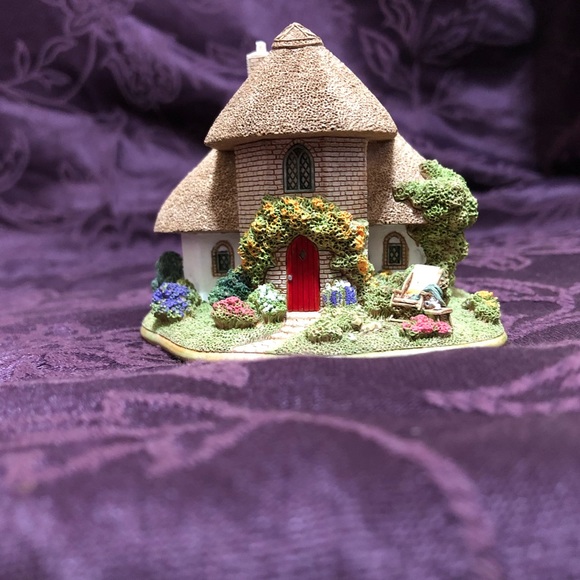 Lilliput Lane Afternoon Tea, Collectors Club - Picture 7 of 10